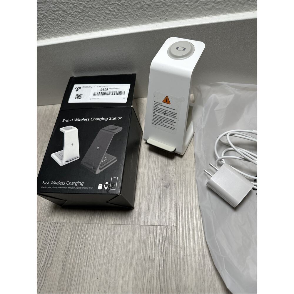 Wireless Charging Station for Apple - 3 in 1 Wireless Charger Stand Dock